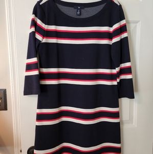 GAP | 3/4 Sleeved Shift Dress